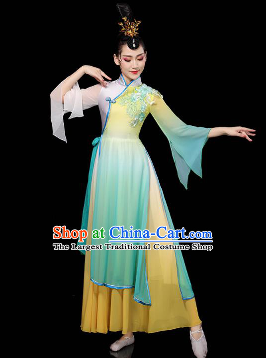 Chinese Classical Dance Green Dress Traditional Stage Performance Costume Group Dance Clothing