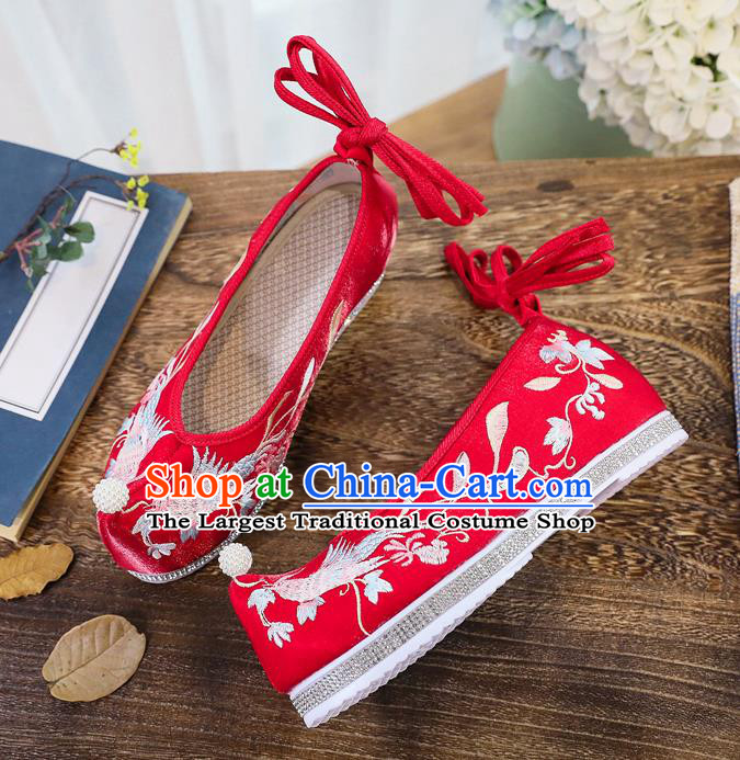 China Handmade Princess Pearls Shoes Traditional Wedding Hanfu Shoes Embroidered Red Cloth Shoes