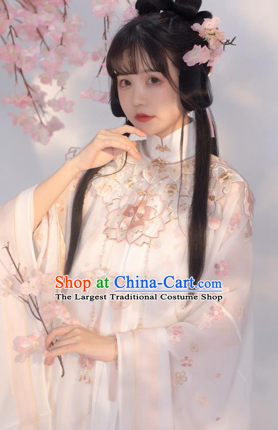 China Ancient Princess Embroidered Hanfu Dress Traditional Ming Dynasty Historical Costumes for Nobility Lady