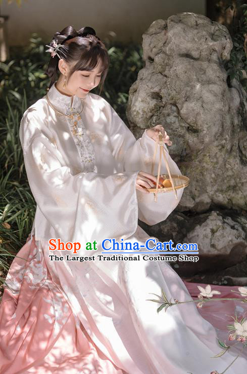 China Traditional Ming Dynasty Historical Clothing Ancient Young Beauty Hanfu Apparels