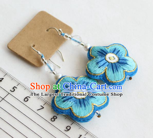 China Classical Embroidered Blue Plum Ear Jewelry Handmade National Cheongsam Earrings