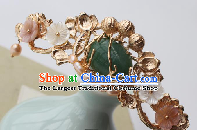China Ancient Noble Woman Golden Hairpin Traditional Ming Dynasty Princess Pearls Jade Hair Crown
