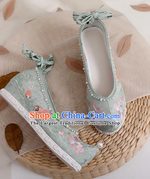 China Handmade Green Cloth Shoes Ancient Ming Dynasty Princess Shoes Embroidered Lotus Goldfish Shoes