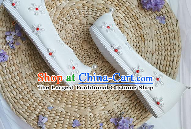 China Ancient Princess Bow Shoes Handmade Hanfu White Cloth Shoes Traditional Song Dynasty Pearls Shoes