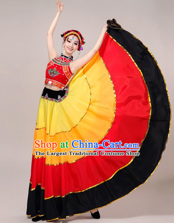 China Guizhou Ethnic Performance Outfits Minority Torch Festival Dress Yi Nationality Folk Dance Costumes and Tassel Hat