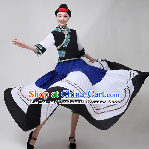 China Traditional Minority Torch Festival Dress Liangshan Ethnic Clothing Yi Nationality Folk Dance Costumes and Headwear