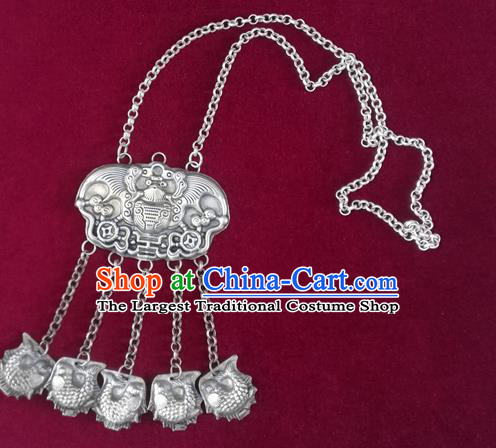 Chinese Ethnic Stage Performance Jewelry Accessories Handmade Silver Carving Longevity Lock Necklet