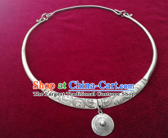Chinese Handmade Silver Carving Necklet Hmong Ethnic Wedding Jewelry Accessories