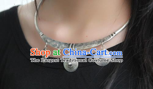 Chinese Handmade Silver Carving Necklet Hmong Ethnic Wedding Jewelry Accessories