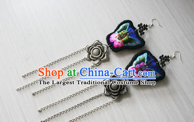 China National Ethnic Silver Flower Tassel Earrings Traditional Cheongsam Embroidered Butterfly Ear Accessories