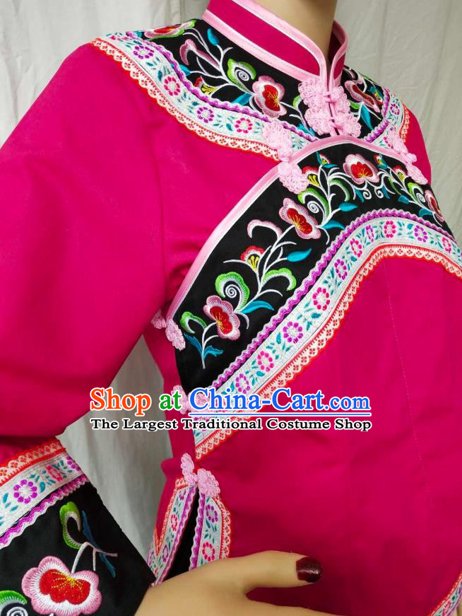 Chinese Puyi Nationality Blouse Clothing Bouyei Minority Embroidered Rosy Shirt Guizhou Ethnic Woman Upper Outer Garment