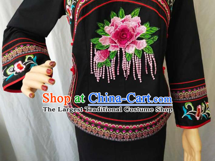 Chinese Guizhou Minority Embroidered Peony Black Shirt Clothing Puyi Nationality Blouse Bouyei Ethnic Woman Top Garment