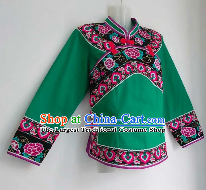 Chinese Puyi Nationality Green Blouse Ethnic Woman Top Garment Guizhou Bouyei Minority Embroidered Shirt Clothing