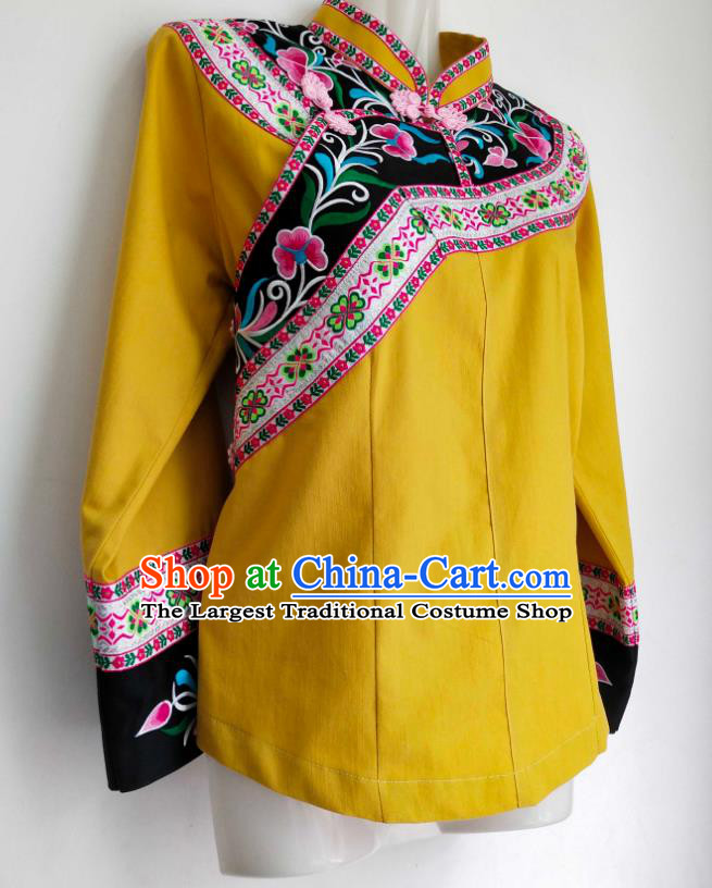 Chinese Guangxi Minority Embroidered Shirt Clothing Zhuang Nationality Yellow Blouse Ethnic Woman Top Garment