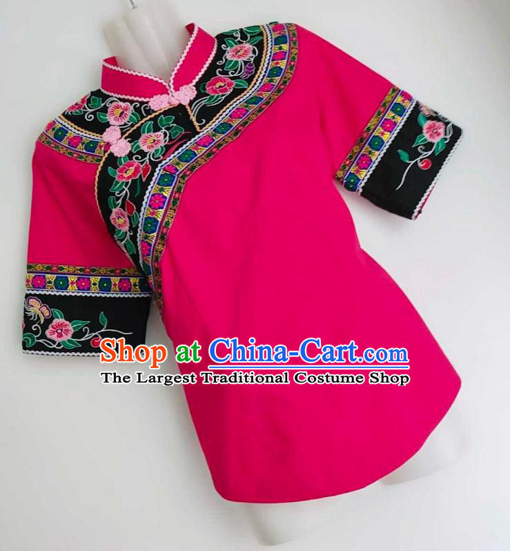 Chinese Bouyei Nationality Blouse Woman Short Sleeve Top Garment Ethnic Embroidered Rosy Shirt Clothing