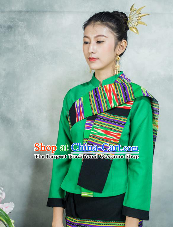 China Dai Nationality Performance Clothing Yunnan Ethnic Folk Dance Green Blouse and Black Skirt Uniforms