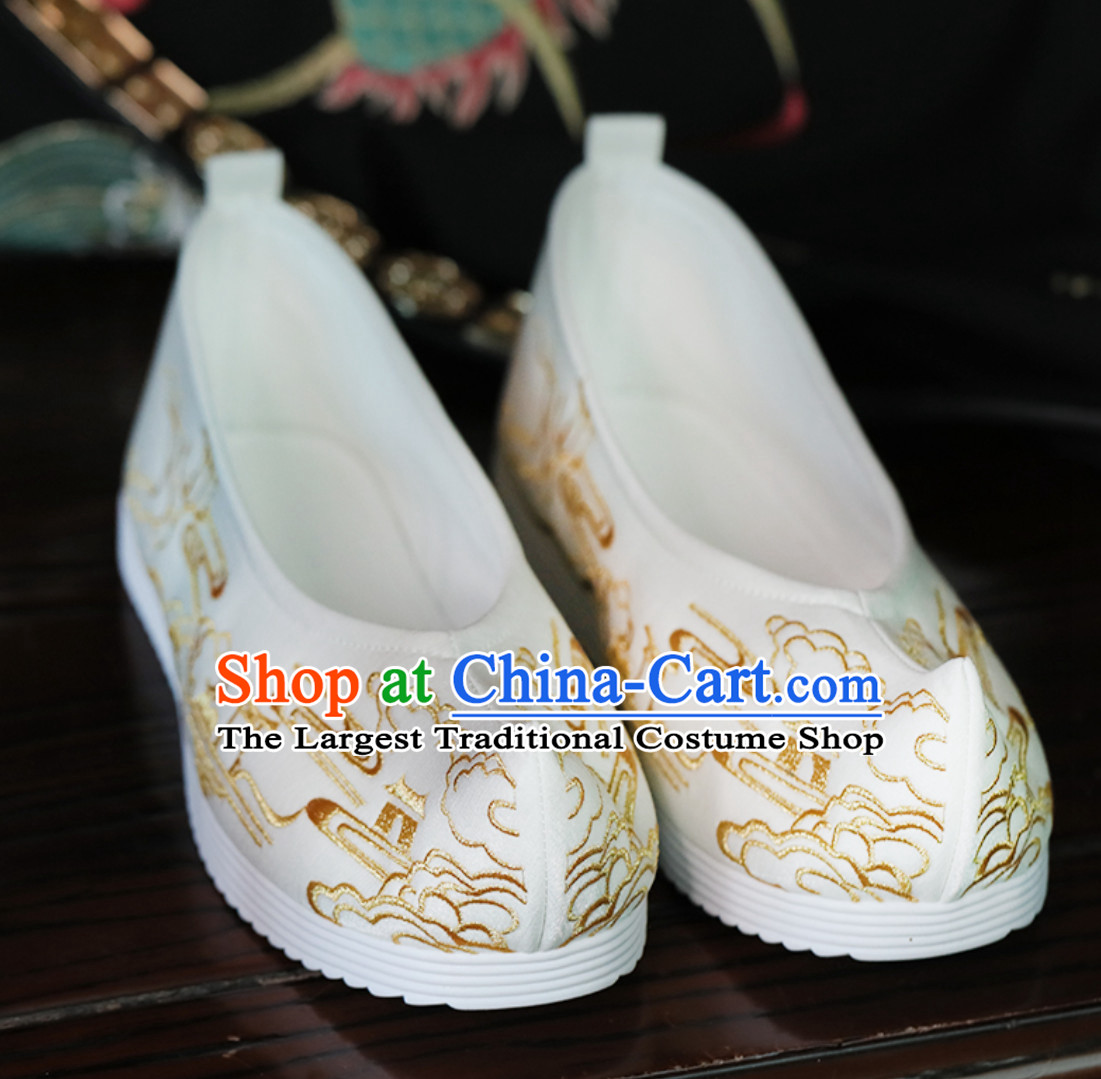 Lucky Red Chinese Classical Handmade Embroidered Ancient Building Hanfu Shoes Han Fu Footwear for Men or Women