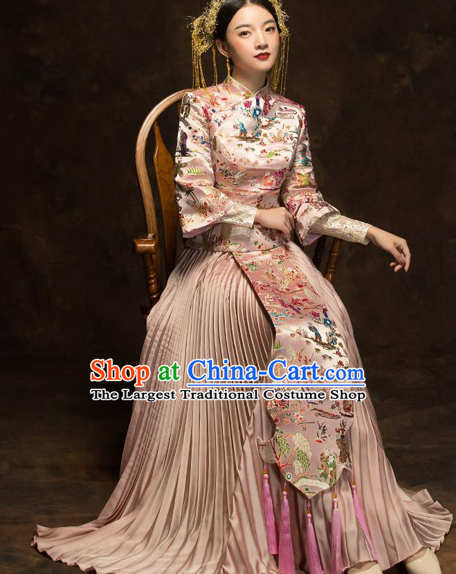 China Classical Embroidered Pink Xiuhe Suit Bride Dress Traditional Wedding Costumes