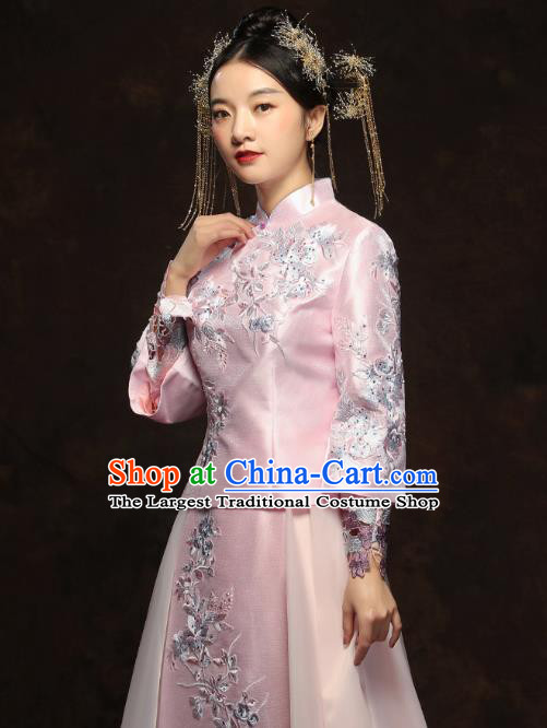 China Traditional Toast Embroidered Pink Dress Wedding Xiuhe Suits Classical Bride Costumes