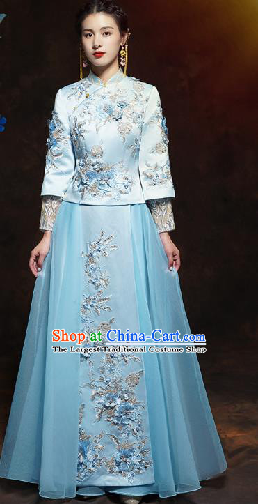 China Classical Embroidered Blue Blouse and Skirt Traditional Xiuhe Suit Costumes Wedding Bride Toast Dress