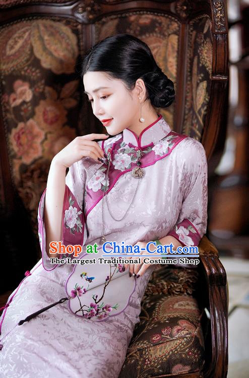 China Classical Embroidered Lilac Silk Cheongsam Traditional Minguo Mandarin Sleeve Qipao Dress