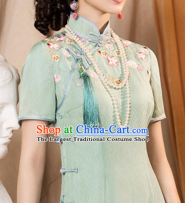 China Classical Shanghai Cheongsam Traditional Minguo Printing Flowers Light Green Qipao Dress