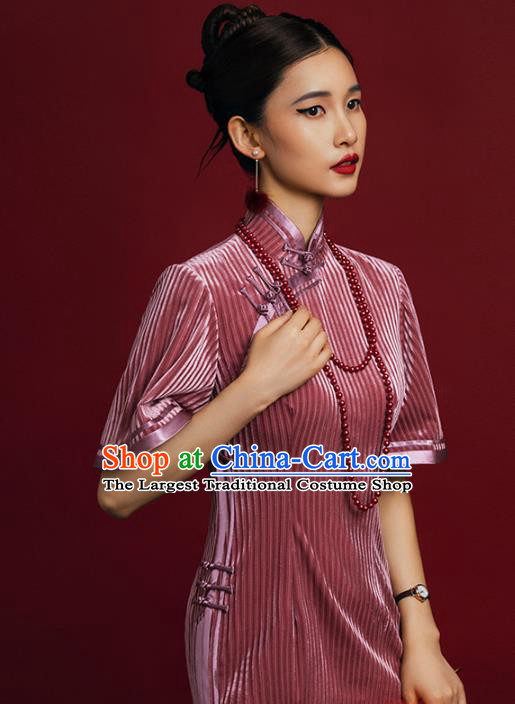 China Traditional Minguo Shanghai Beauty Qipao Dress Classical Young Lady Pink Velvet Cheongsam
