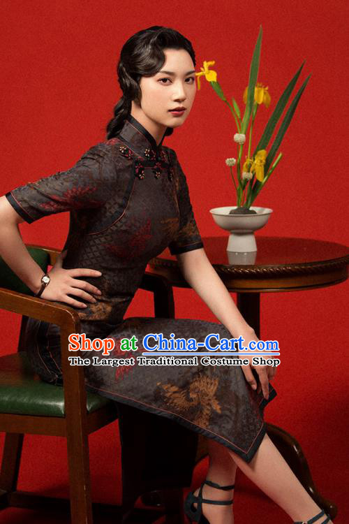 China Classical Gambiered Guangdong Gauze Cheongsam Traditional Minguo Shanghai Woman Deep Brown Silk Qipao Dress