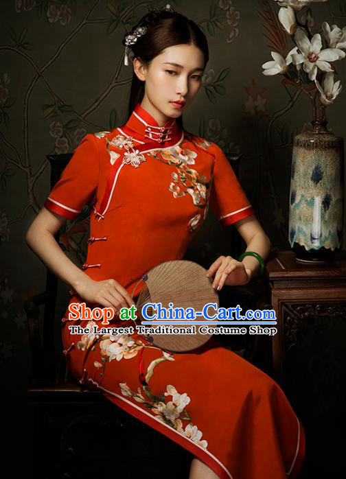 China Classical Cheongsam Traditional Minguo Young Lady Embroidered Mangnolia Red Silk Qipao Dress