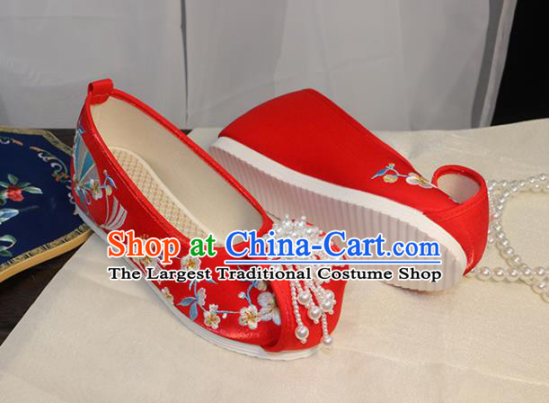 Chinese Ming Dynasty Red Embroidered Shoes Wedding Pearls Tassel Shoes Traditional Hanfu Shoes Ancient Princess Shoes