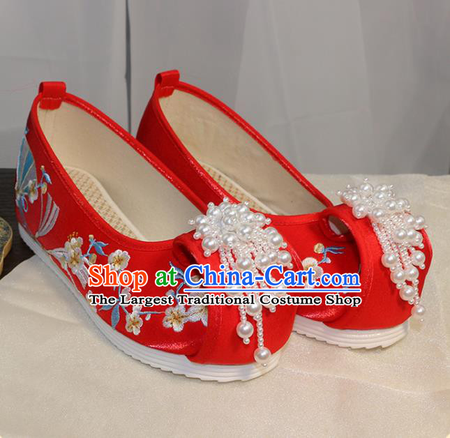 Chinese Ming Dynasty Red Embroidered Shoes Wedding Pearls Tassel Shoes Traditional Hanfu Shoes Ancient Princess Shoes