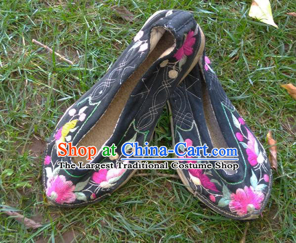 Chinese Yunnan Ethnic Embroidered Shoes National Black Cloth Shoes Traditional Folk Dance Shoes