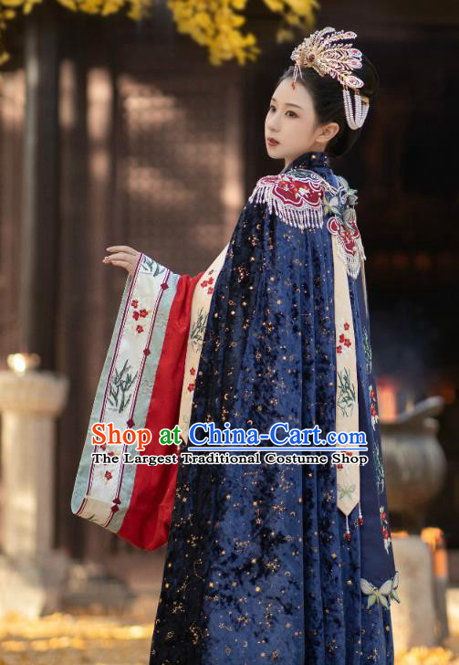 China Ancient Noble Woman Historical Clothing Traditional Hanfu Long Cloak Garment Ming Dynasty Imperial Consort Navy Cape