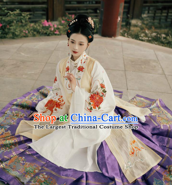 China Ming Dynasty Royal Countess Historical Clothing Traditional Hanfu Garments Ancient Noble Woman Embroidered Hanfu Dress