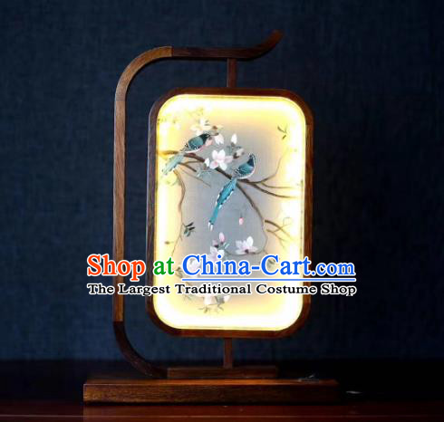 Chinese Handmade Desk Lamp LED Lantern Embroidered Mangnolia Table Screen Suzhou Embroidery Craft