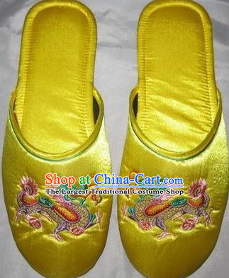 Chinese Handmade Yellow Satin Shoes Embroidery Dragon Slippers Wedding Shoes