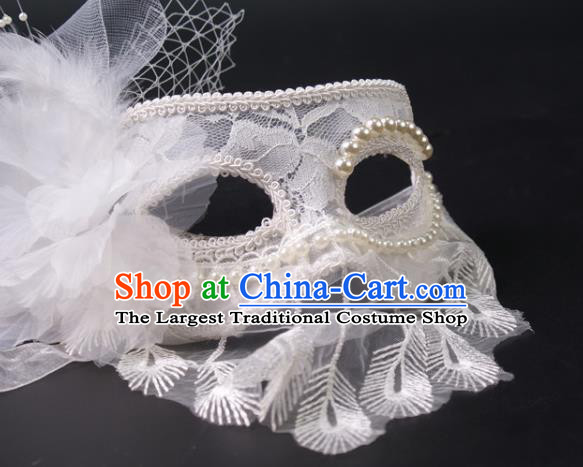 Halloween Cosplay Party White Feather Mask Handmade Deluxe Lace Pearls Face Mask Stage Performance Blinder Headpiece