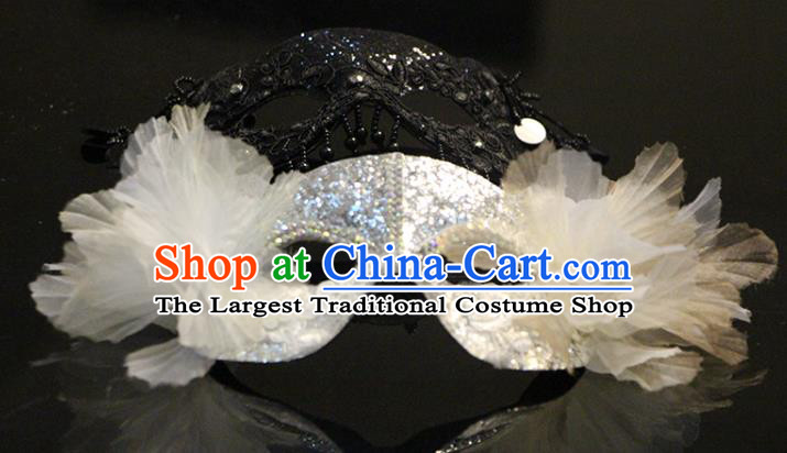 Handmade Costume Party White Sequins Blinder Gothic Princess Headpiece Brazil Carnival Mask Halloween Cosplay Face Mask