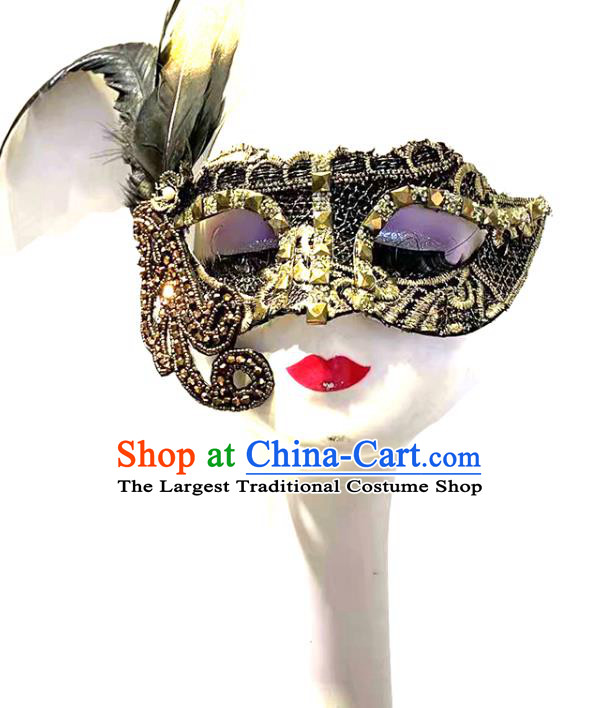 Handmade Gothic Queen Headpiece Brazil Carnival Rivet Mask Halloween Cosplay Face Mask Costume Party Black Feather Blinder