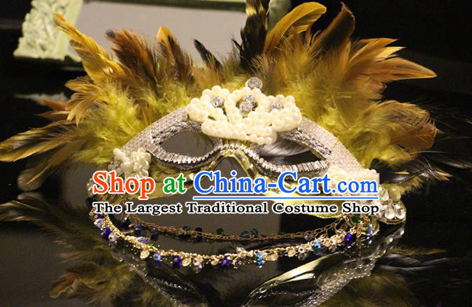 Handmade Costume Party Yellow Feather Blinder Baroque Princess Headpiece Brazil Carnival Golden Mask Halloween Cosplay Pearls Face Mask