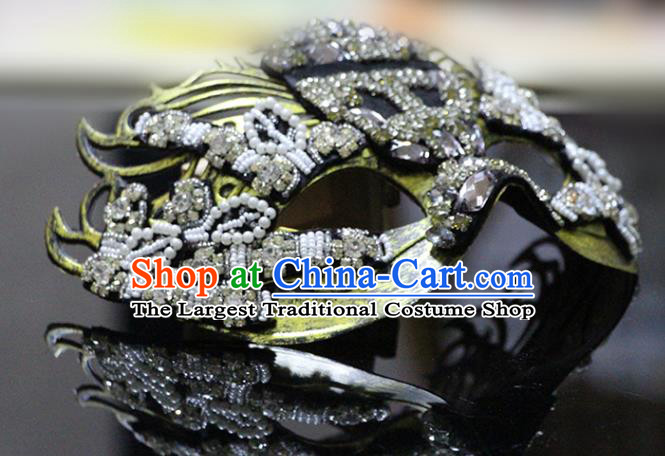 Handmade Brazil Carnival Metal Mask Halloween Cosplay Face Mask Costume Party Crystal Beads Blinder Baroque Princess Headpiece