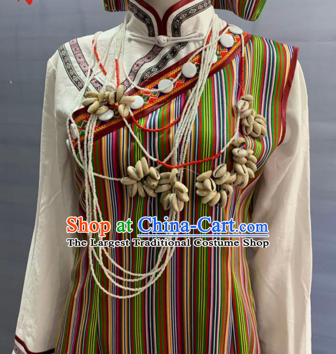 Chinese Yunnan Ethnic Female Garment Costume Traditional Drung Nationality Bride Clothing Tulung Minority Festival Folk Dance Dress and Headwear