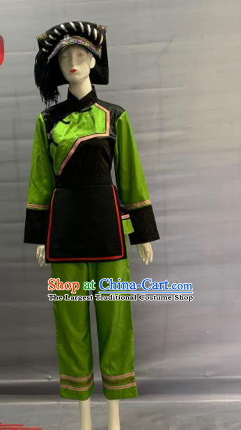 Chinese Traditional Gelo Nationality Clothing Kelao Minority Folk Dance Green Uniforms Guishou Ethnic Woman Garment Costume and Hat