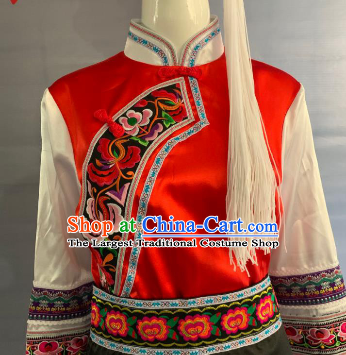 Chinese Dali Bai Nationality Festival Clothing Minority Folk Dance Uniforms Yunnan Ethnic Woman Garment Costume and Headpiece