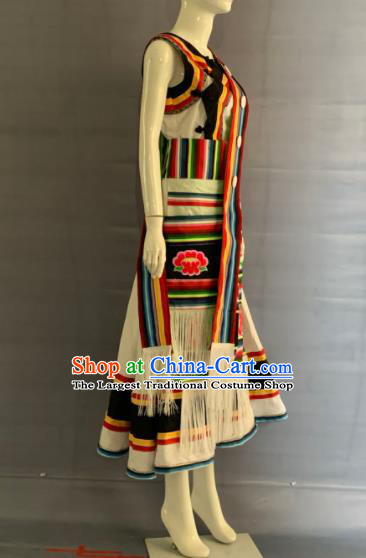 Chinese Lisu Nationality Wedding Clothing Minority Folk Dance White Dress Uniforms Yunnan Ethnic Woman Garment Costumes and Bag