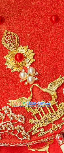 China Handmade Red Tassel Silk Fan Traditional Wedding Fan Bride Palace Fan Classical Dance Circular Fan