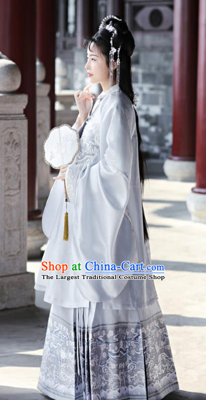 China Ancient Noble Mistress Garment Costumes Ming Dynasty Countess Historical Clothing Traditional Female Hanfu Dresses
