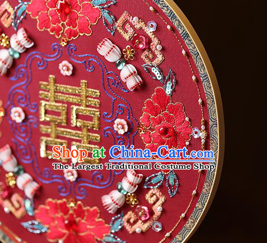 China Handmade Red Silk Palace Fan Traditional Hanfu Shell Circular Fans Wedding Bride Embroidered Peony Fan