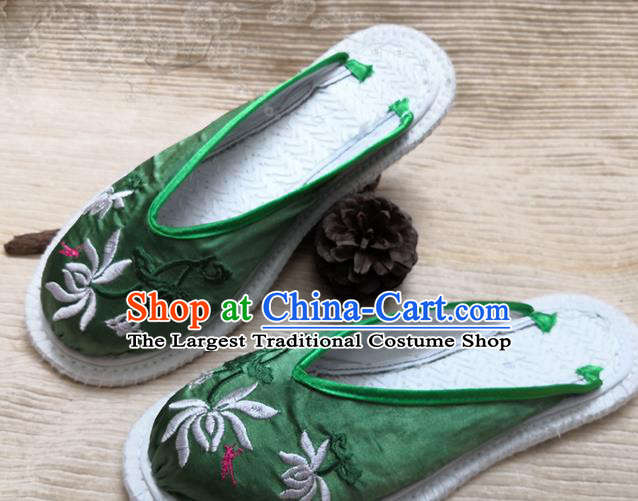 Chinese National Deep Green Satin Shoes Handmade Embroidery Chrysanthemum Shoes Woman Strong Cloth Slippers