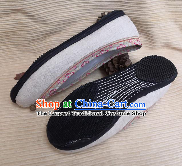 Handmade China National Woman Shoes Yunnan Beige Flax Shoes Ethnic Folk Dance Shoes